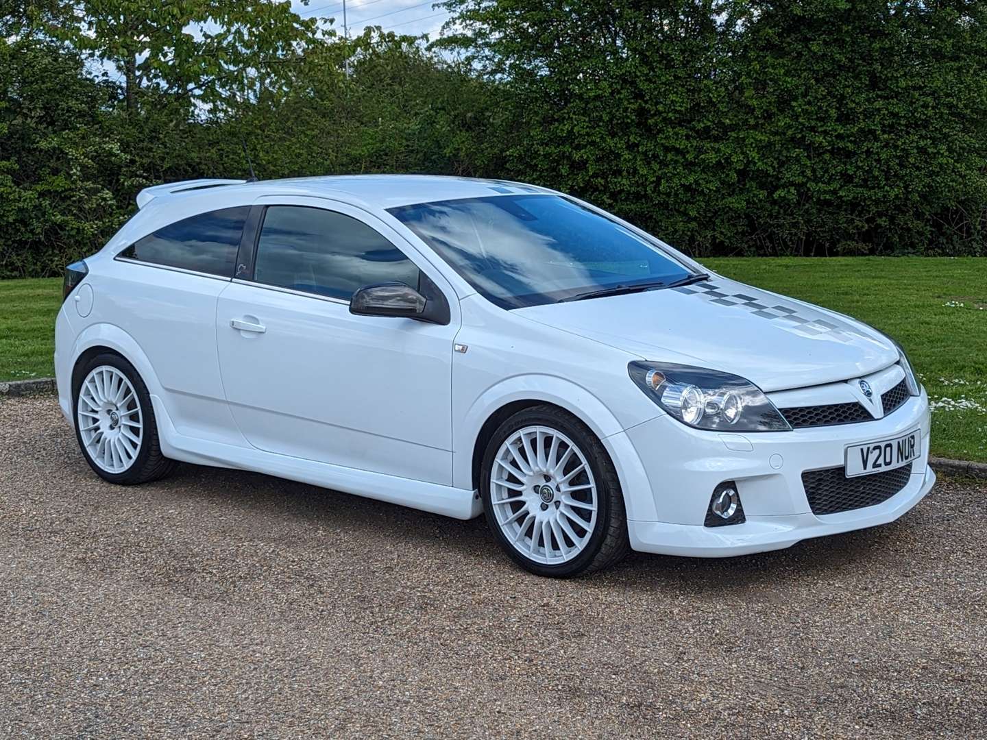 <p>2008 VAUXHALL ASTRA VXR NURBURGRING</p>