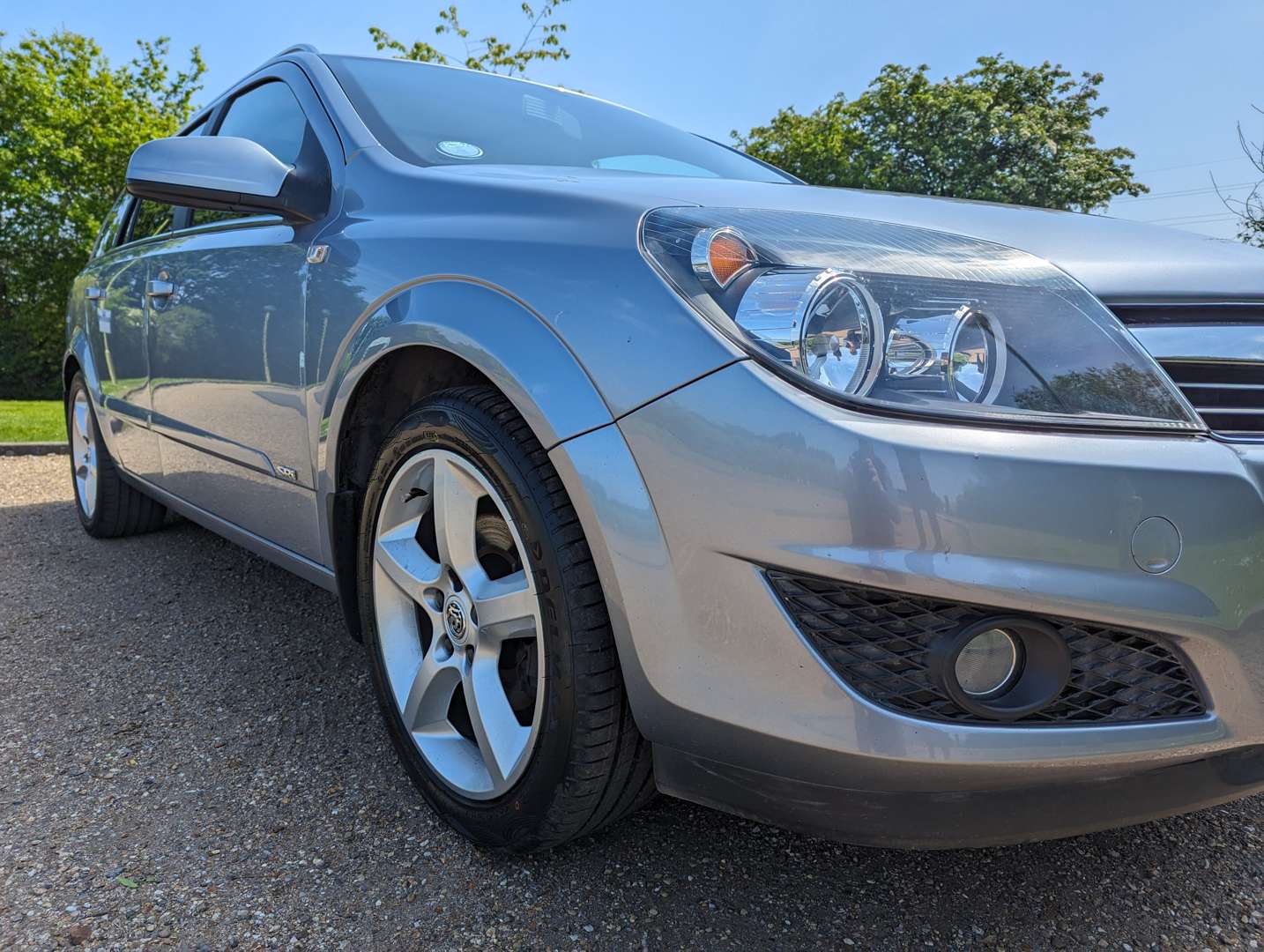 <p>2009 VAUXHALL ASTRA 1.8 SRI ESTATE 23,277 MILES</p>