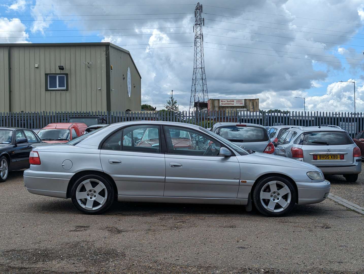 <p>2000 VAUXHALL OMEGA MV6 3.0 AUTO</p>