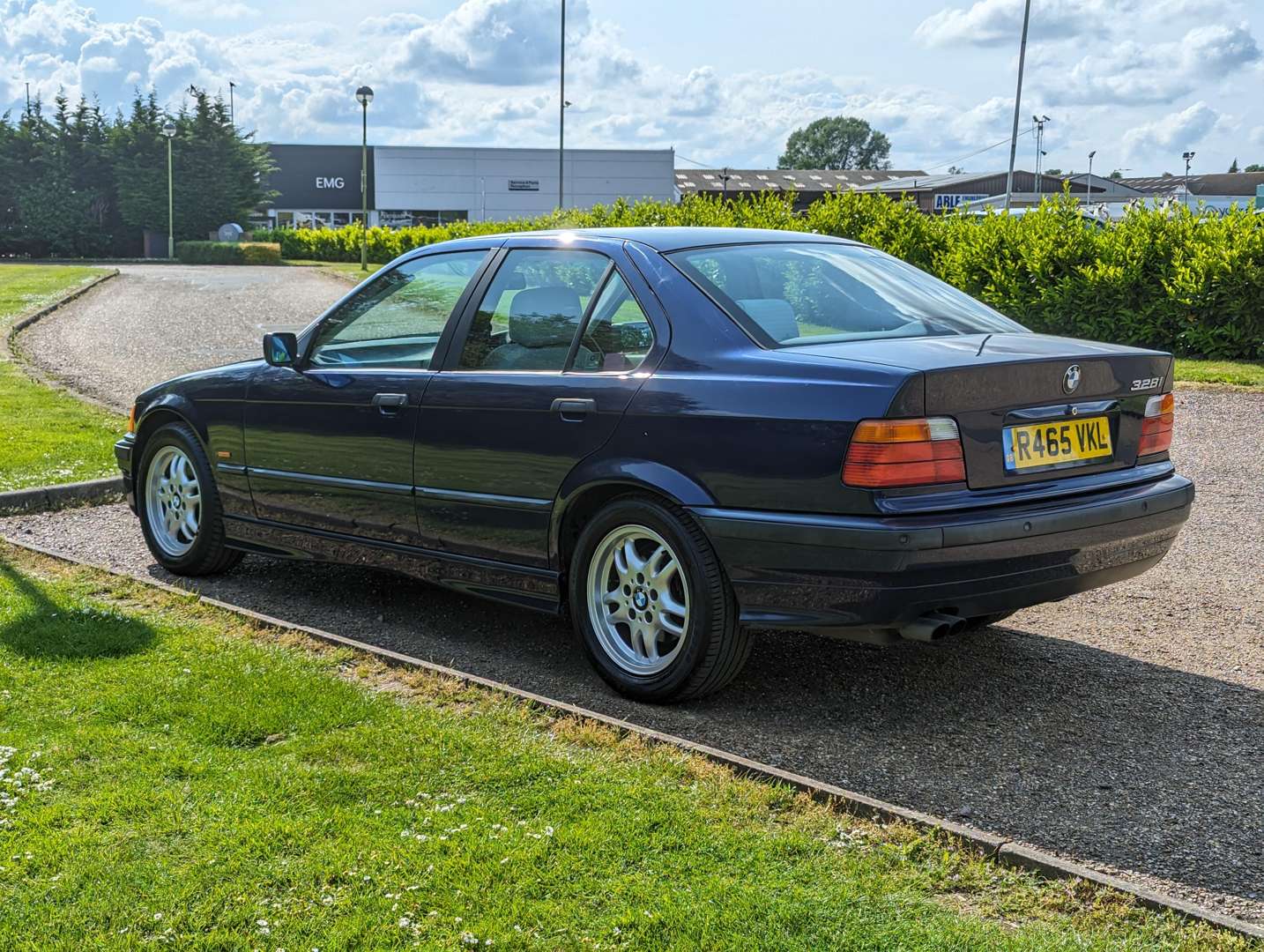 <p>1998 BMW 328I SE AUTO</p>