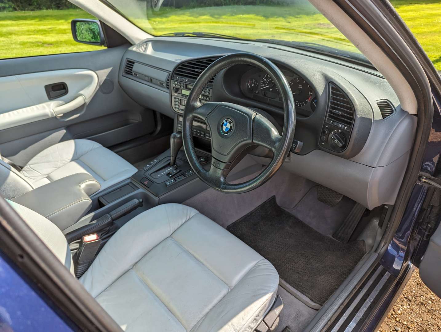 <p>1998 BMW 328I SE AUTO</p>