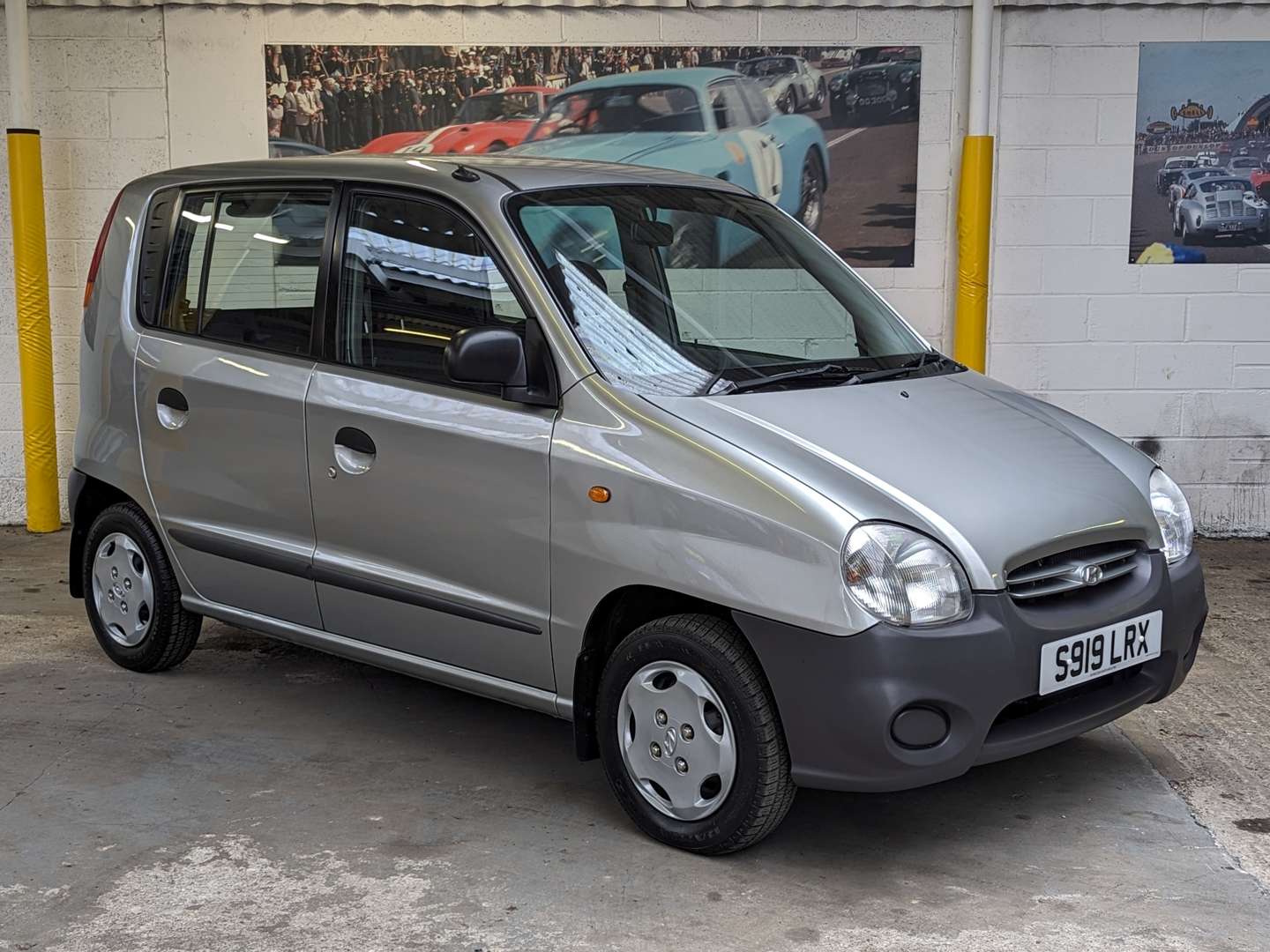 <p>1998 HYUNDAI ATOZ 3873 MILES</p>