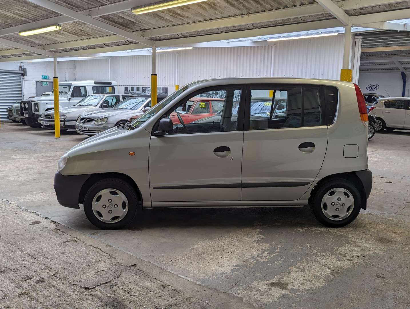 <p>1998 HYUNDAI ATOZ 3873 MILES</p>