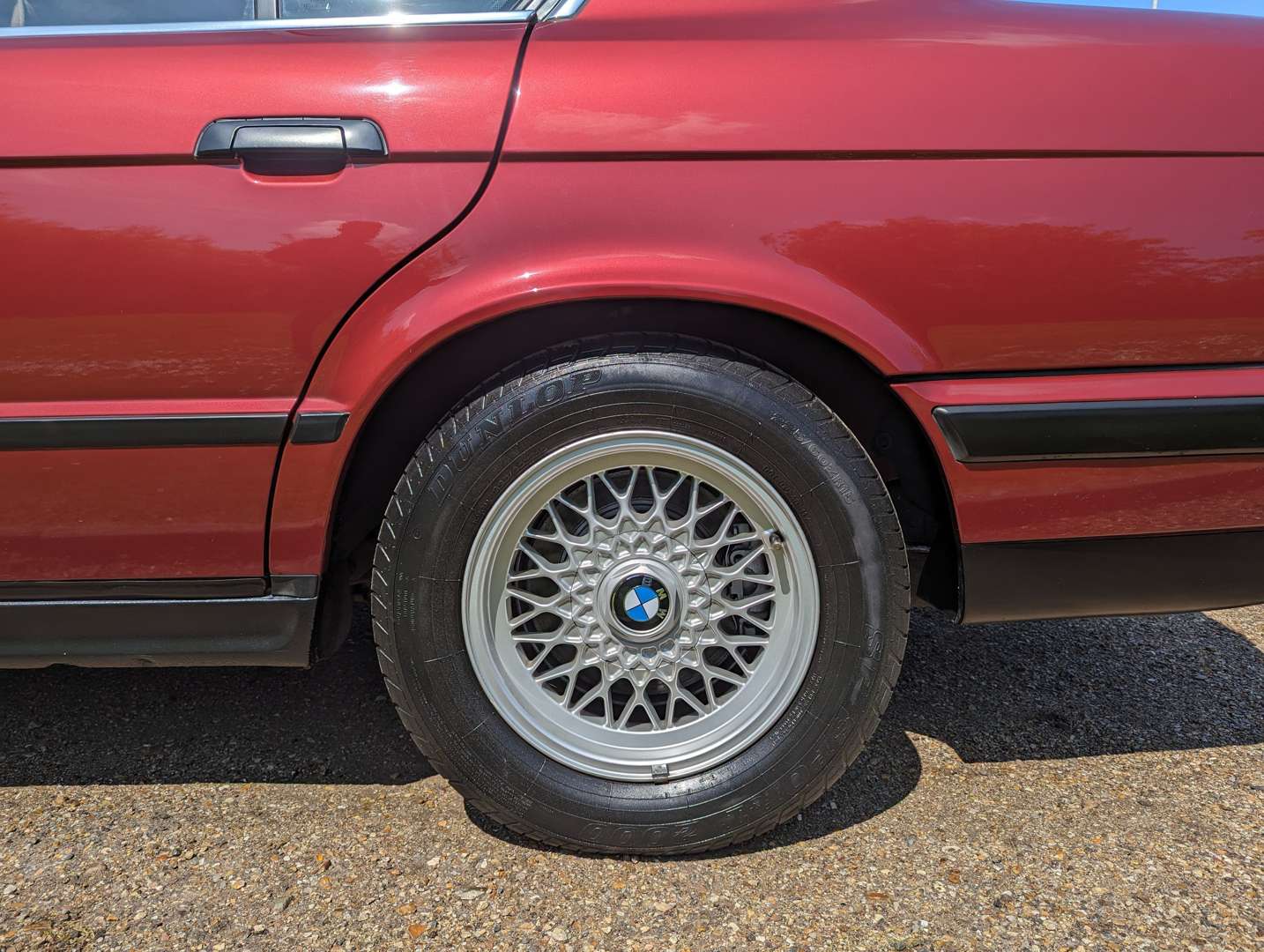 <p>1990 BMW E34 530i MANUAL ONE OWNER&nbsp;</p>