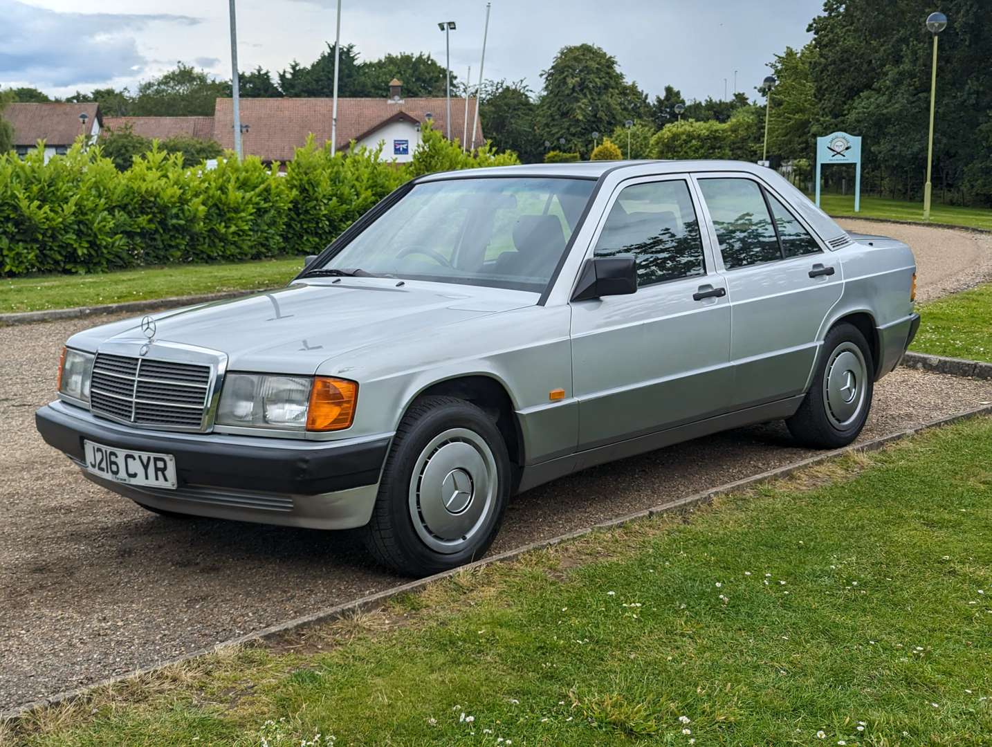 <p>1992 MERCEDES 190E 1.8 AUTO</p>