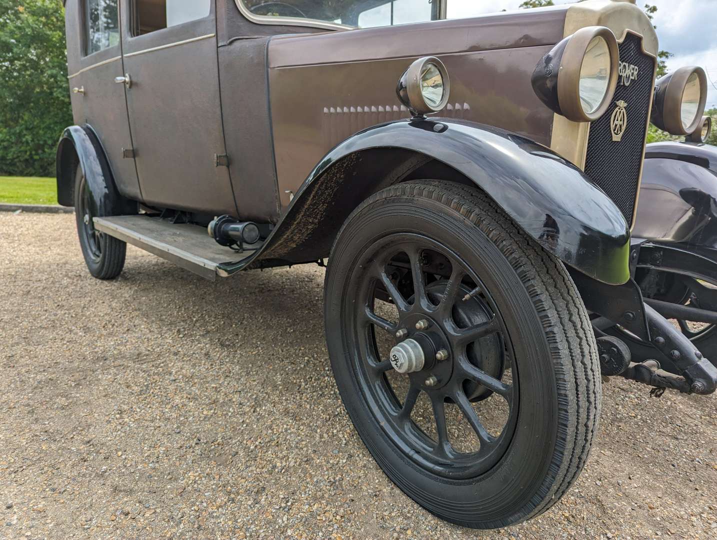 <p>1929 ROVER 10/25 WEYMANN RIVIERA SALOON&nbsp;</p>