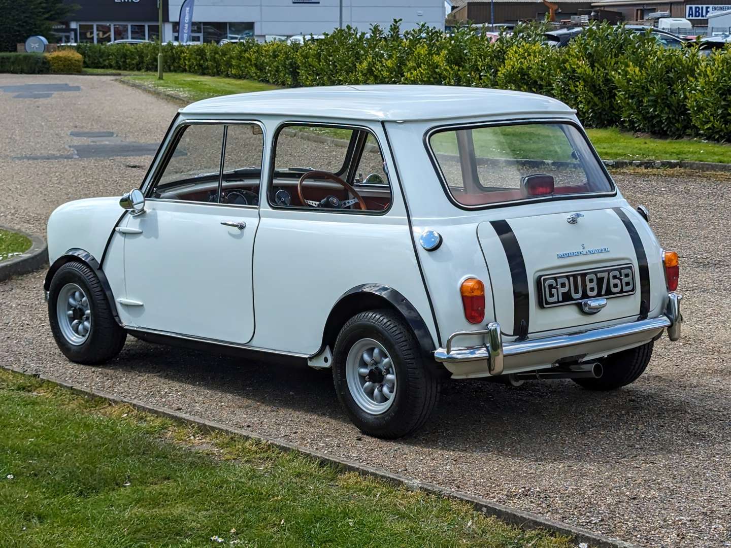 <p>1964 MORRIS MINI</p>