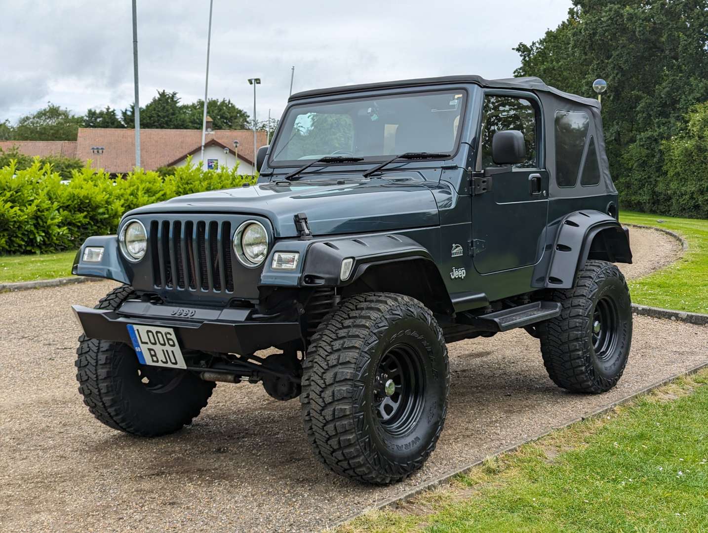 <p>2006 JEEP WRANGLER SAHARA TJ40 AUTO</p>