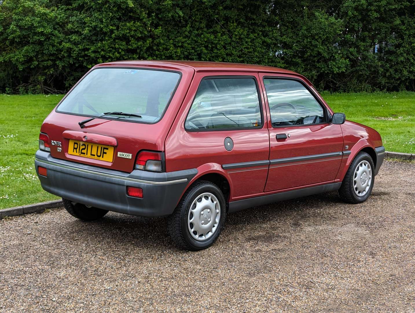 <p>1997 ROVER 100 ASCOT 12,000 MILES</p>