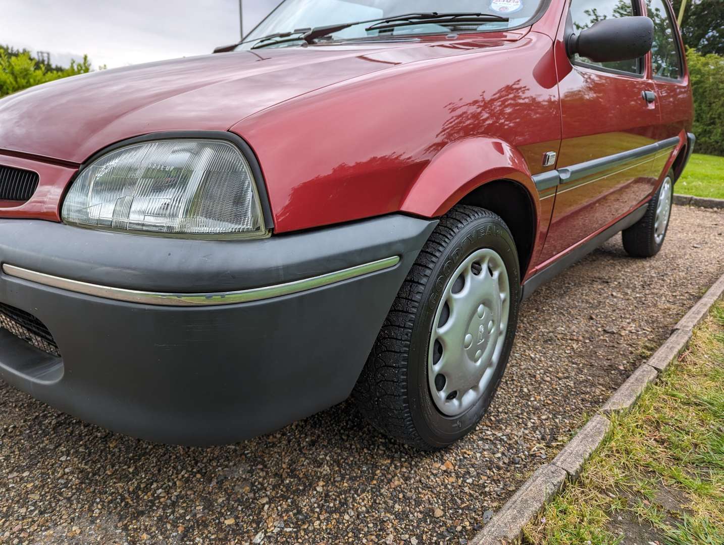 <p>1997 ROVER 100 ASCOT 12,000 MILES</p>