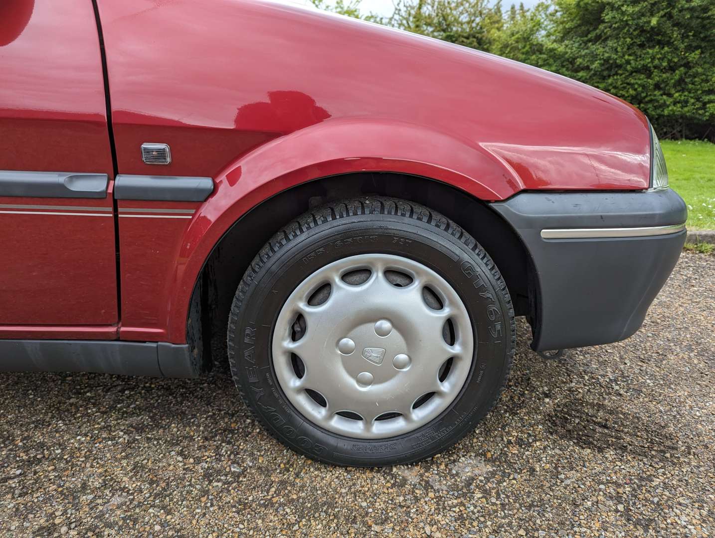 <p>1997 ROVER 100 ASCOT 12,000 MILES</p>