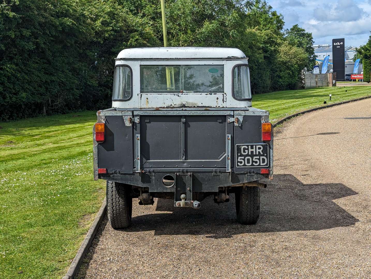 <p>1966 LAND ROVER SERIES 2A</p>