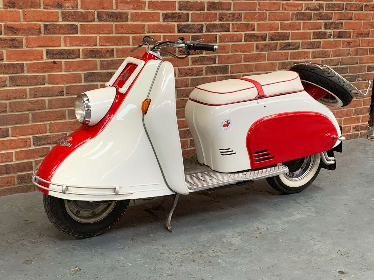 <p>1956 HEINKEL TOURIST 175CC</p>