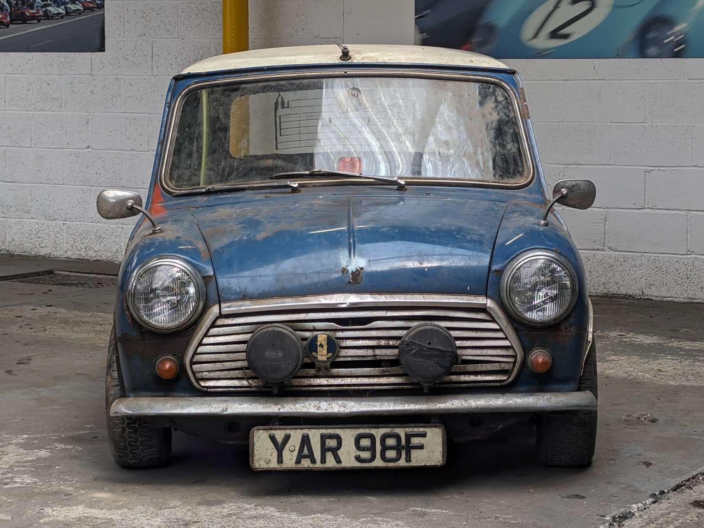 <p>1968 MORRIS MINI COOPER MK2&nbsp;</p>