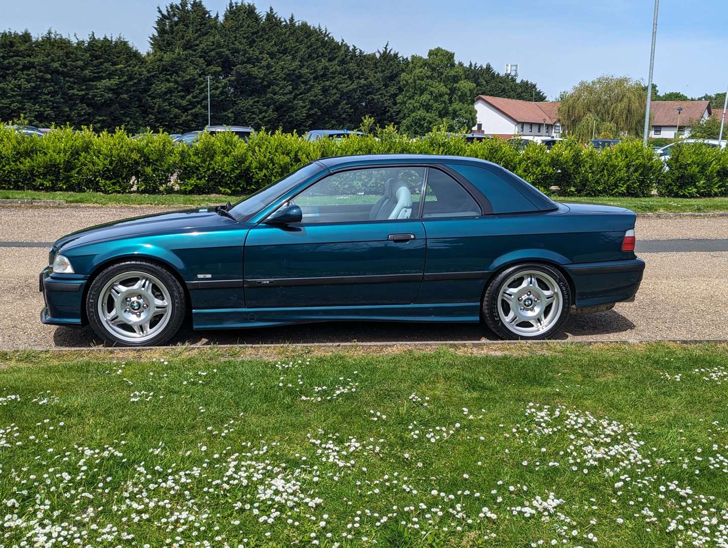 <p>1997 BMW M3 EVOLUTION</p>