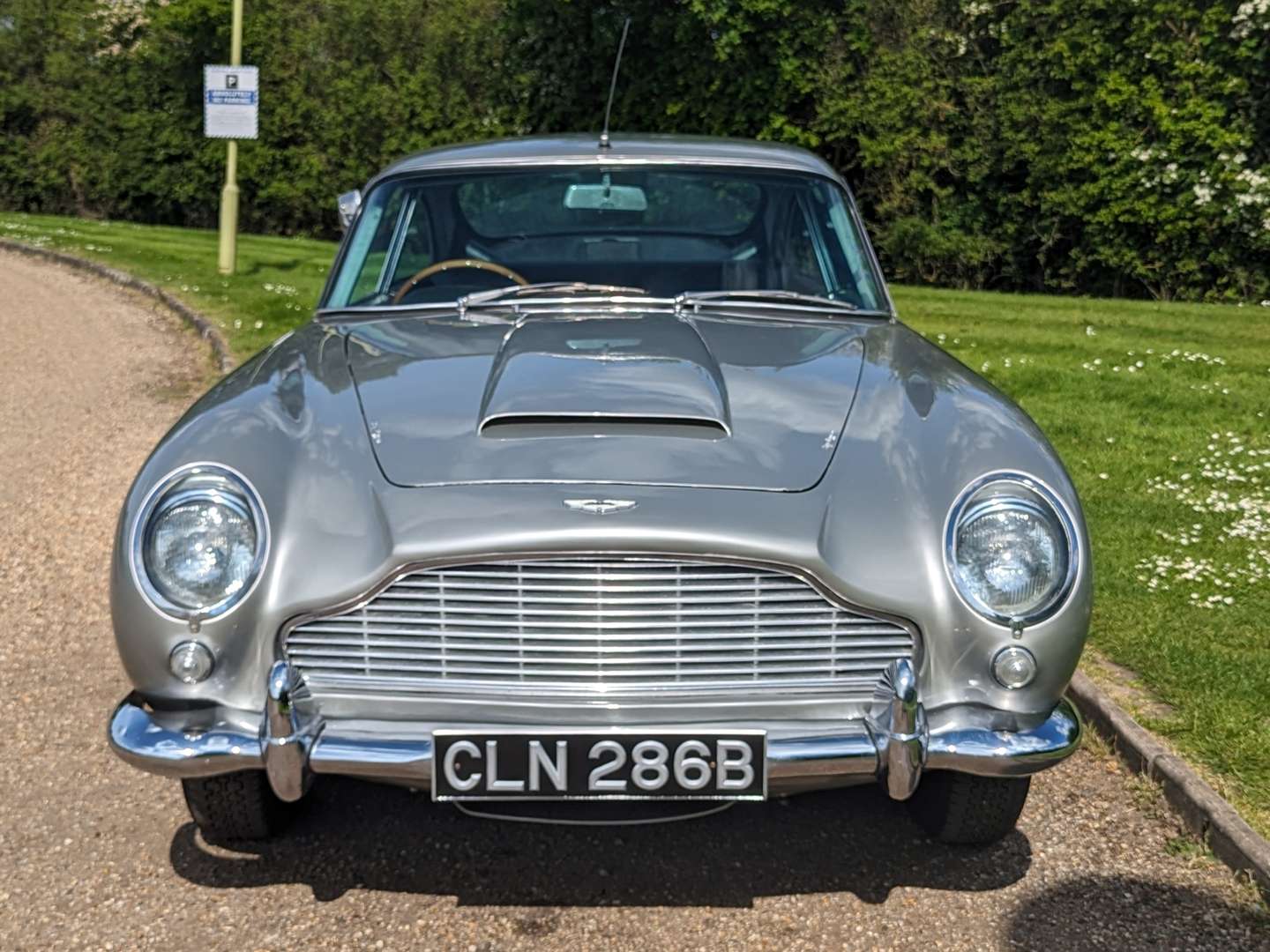 <p>1964 ASTON MARTIN DB5</p>