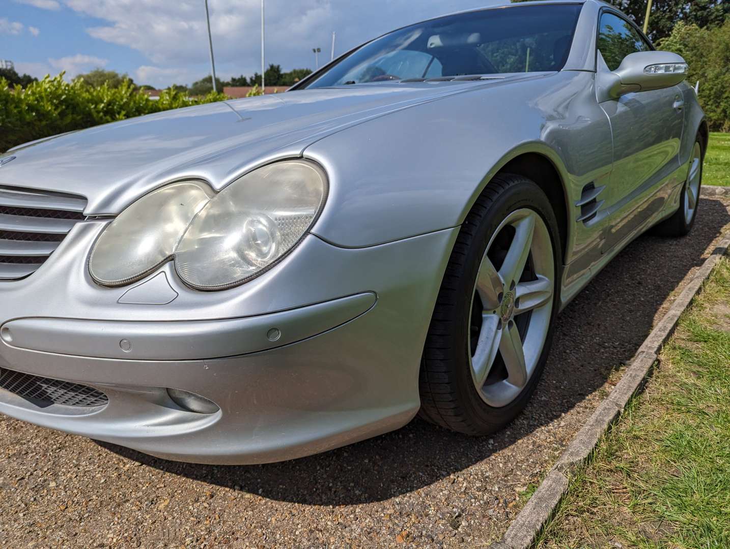 <p>2003 MERCEDES SL 350 AUTO</p>