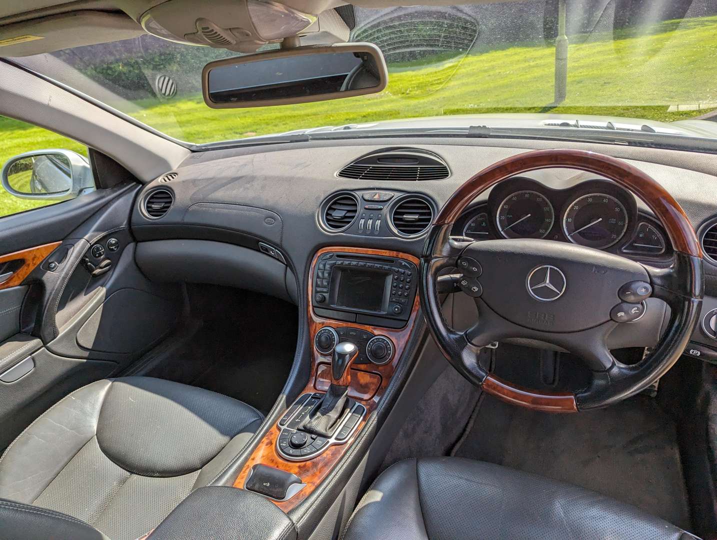 <p>2003 MERCEDES SL 350 AUTO</p>