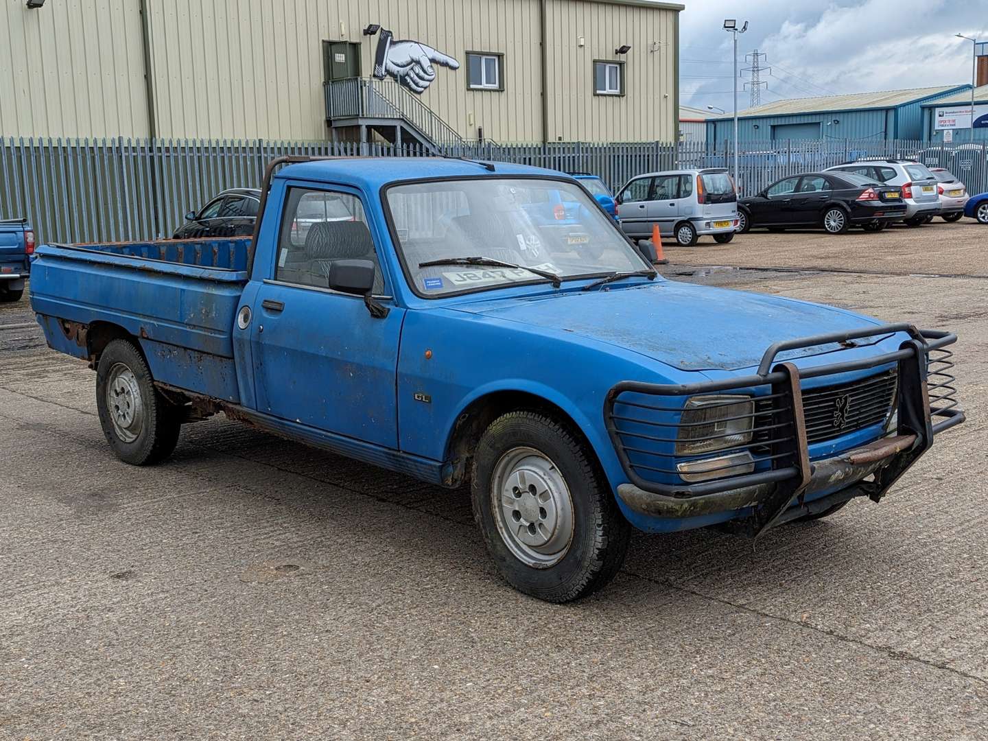 <p>1992 PEUGEOT 504 GL DIESEL PICK-UP ONE OWNER&nbsp;</p>