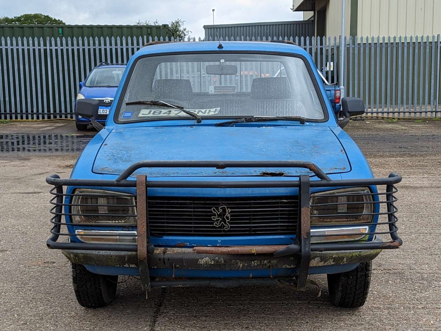 <p>1992 PEUGEOT 504 GL DIESEL PICK-UP ONE OWNER&nbsp;</p>