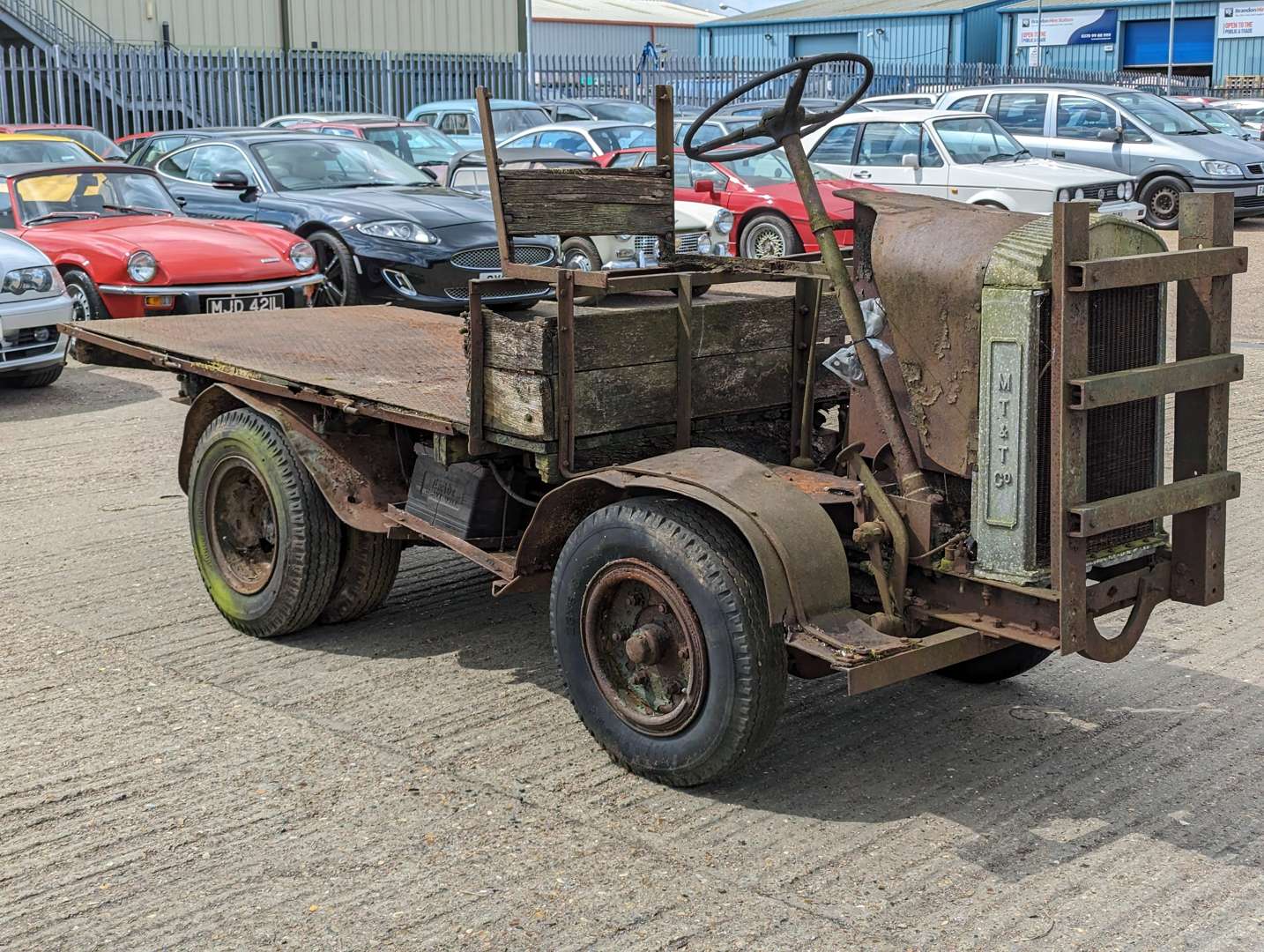 <p>Mercury Truck & Tractor Co</p>