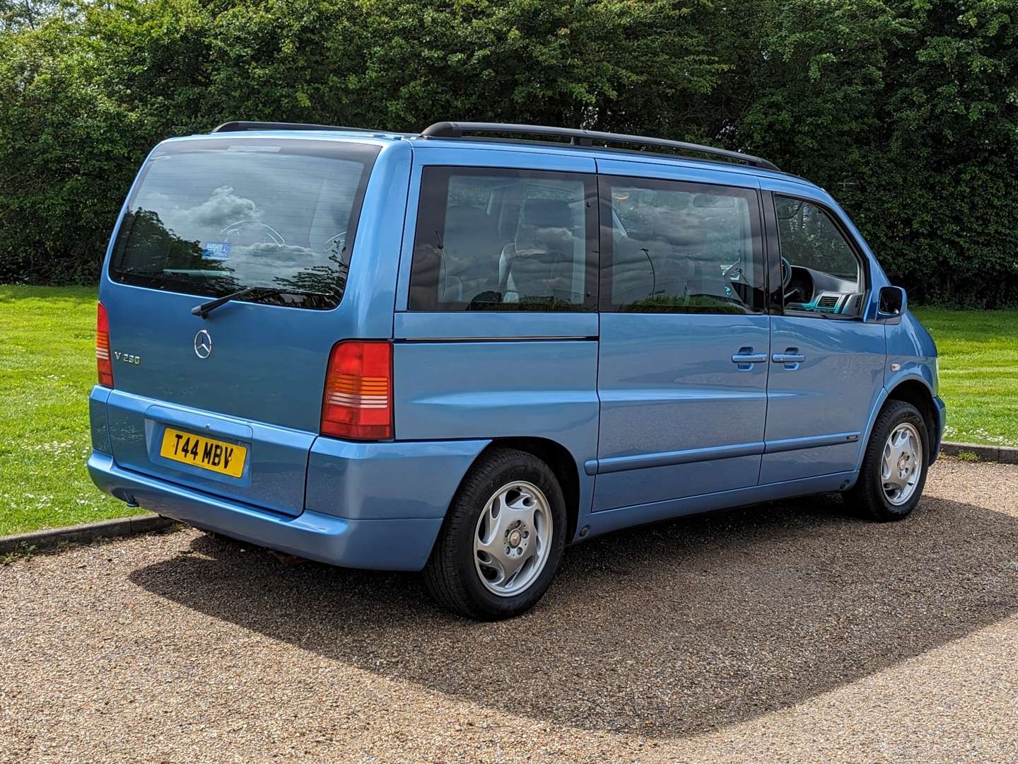 <p>1999 MERCEDES V230 FASHION 17,111 MILES</p>