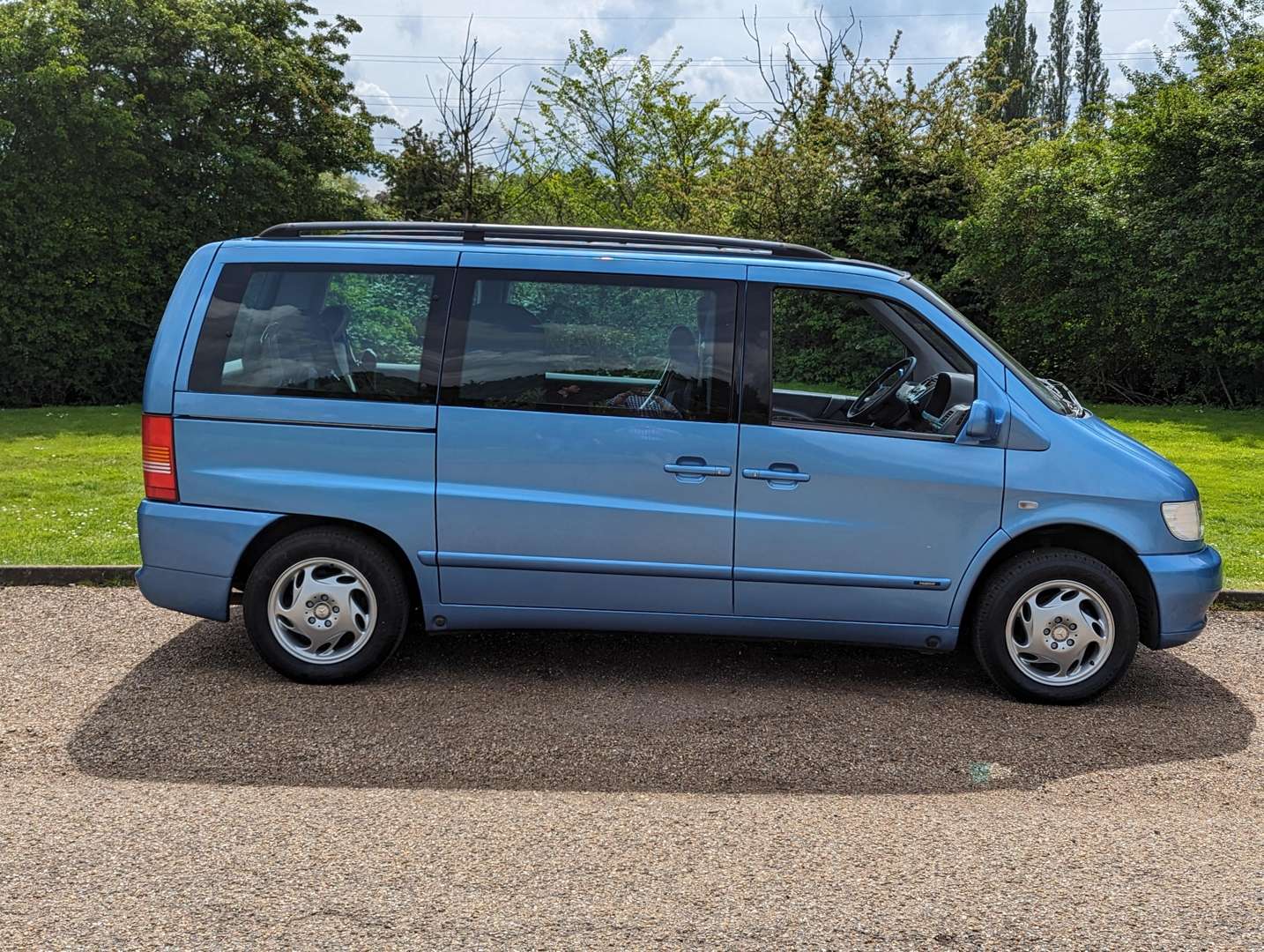 <p>1999 MERCEDES V230 FASHION 17,111 MILES</p>