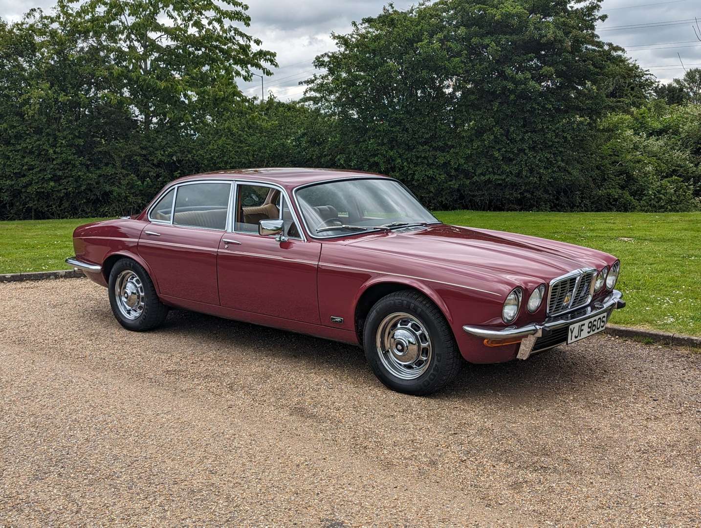 <p>1977 JAGUAR XJ 3.4 AUTO&nbsp;</p>