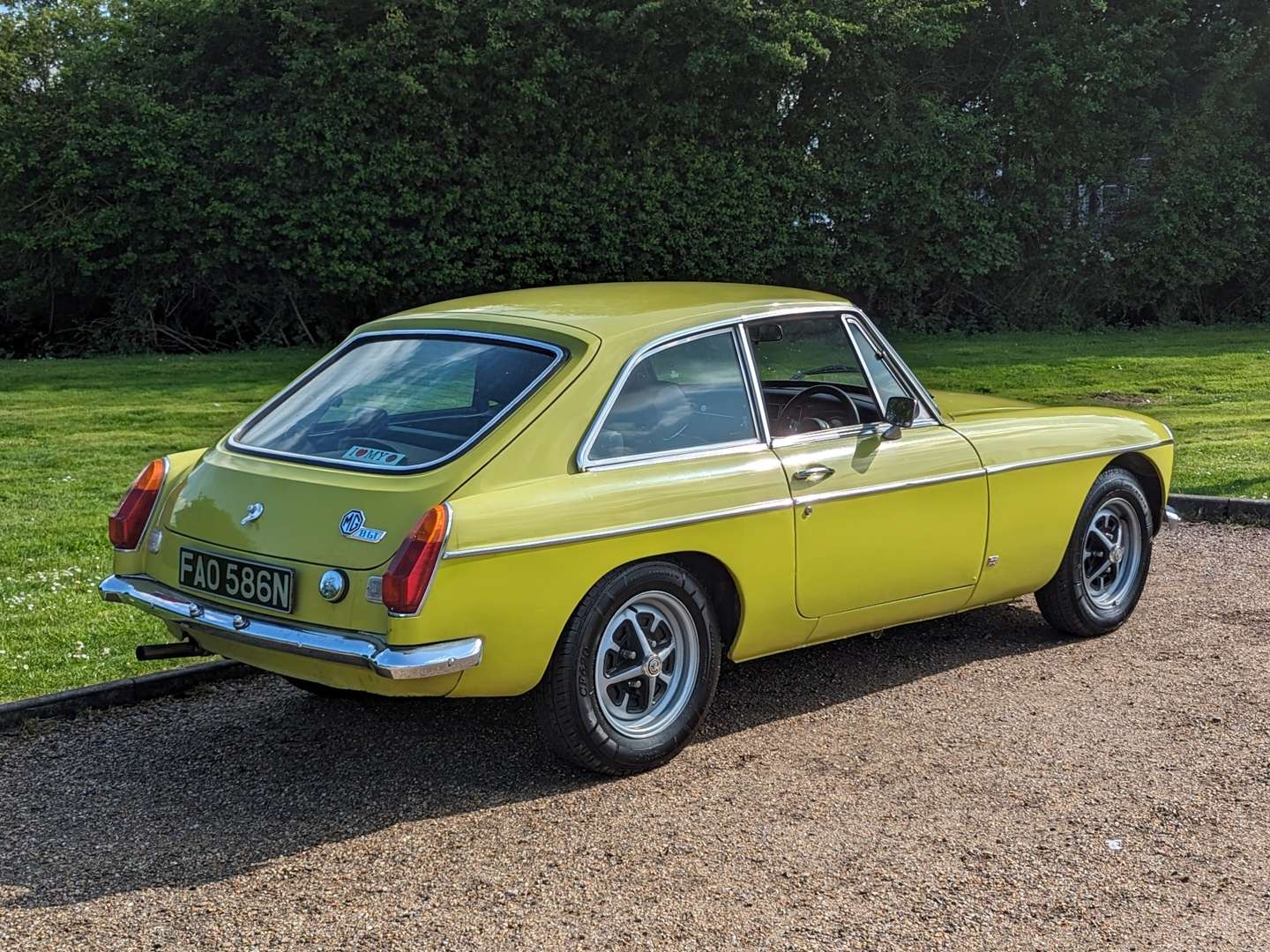 <p>1974 MG B GT</p>