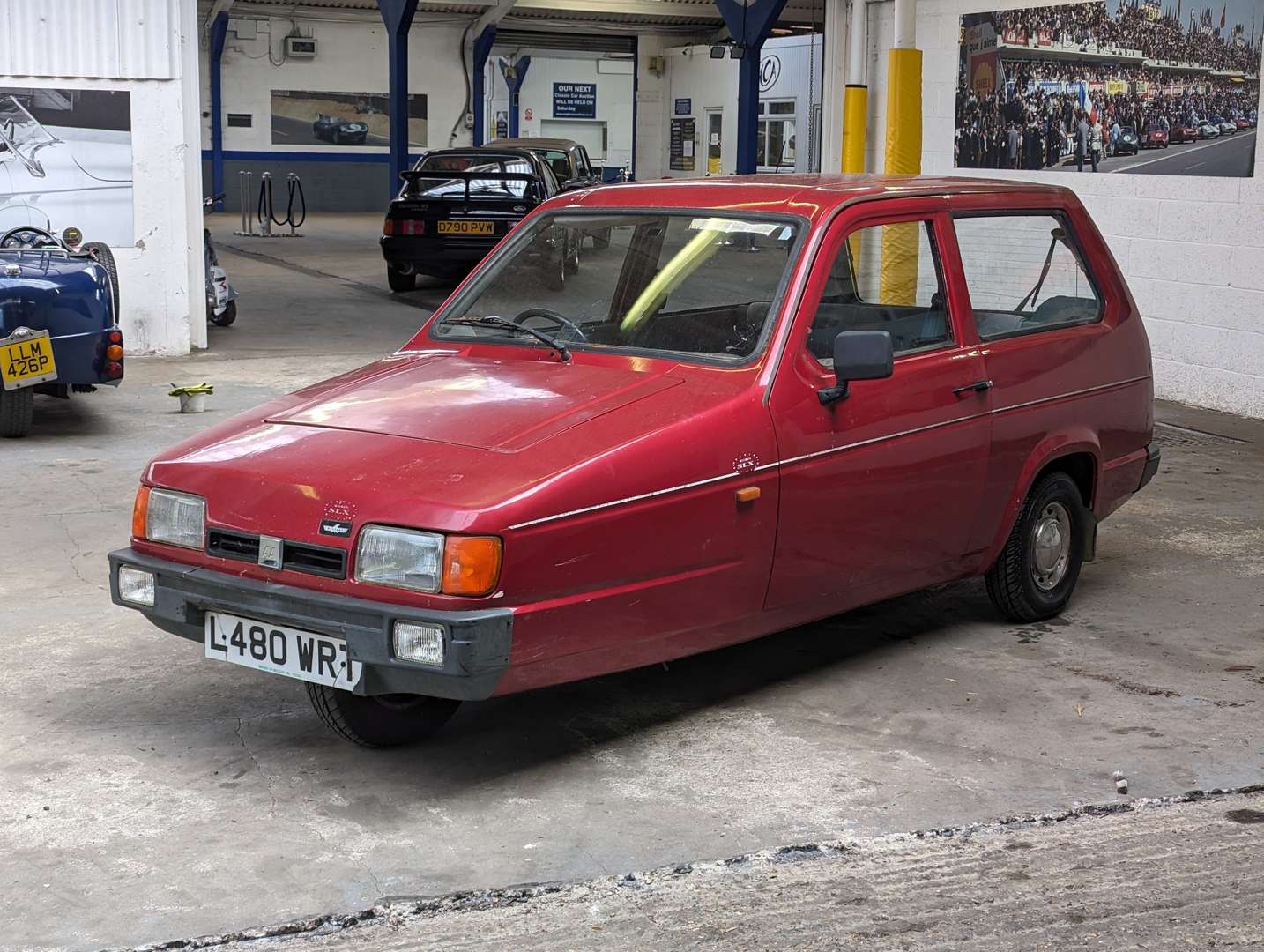 <p>1993 RELIANT ROBIN LX</p>