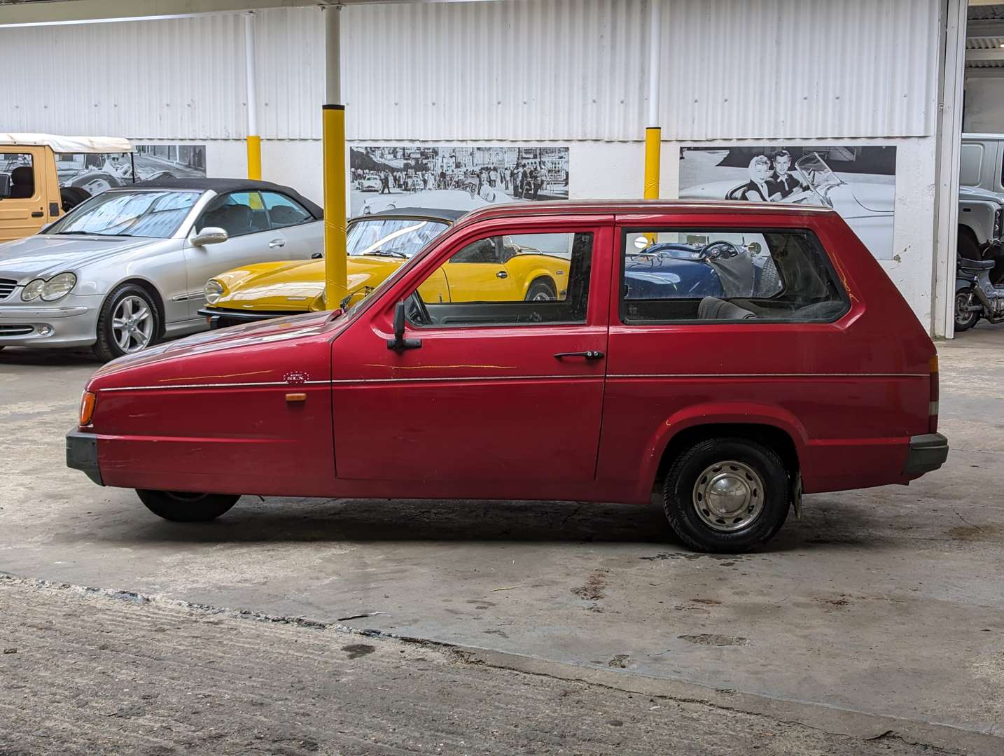 <p>1993 RELIANT ROBIN LX</p>