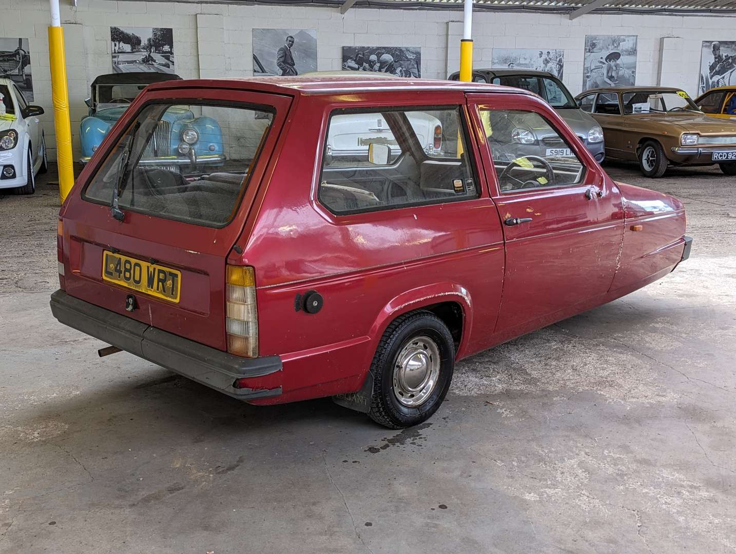 <p>1993 RELIANT ROBIN LX</p>