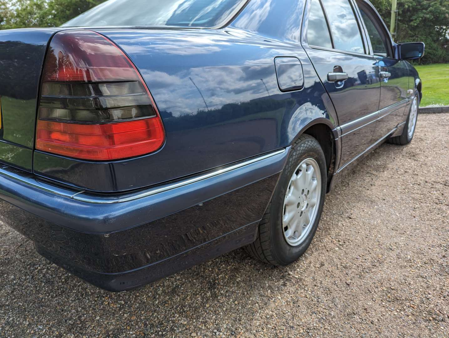 <p>1998 MERCEDES C180 ELEGANCE AUTO</p>