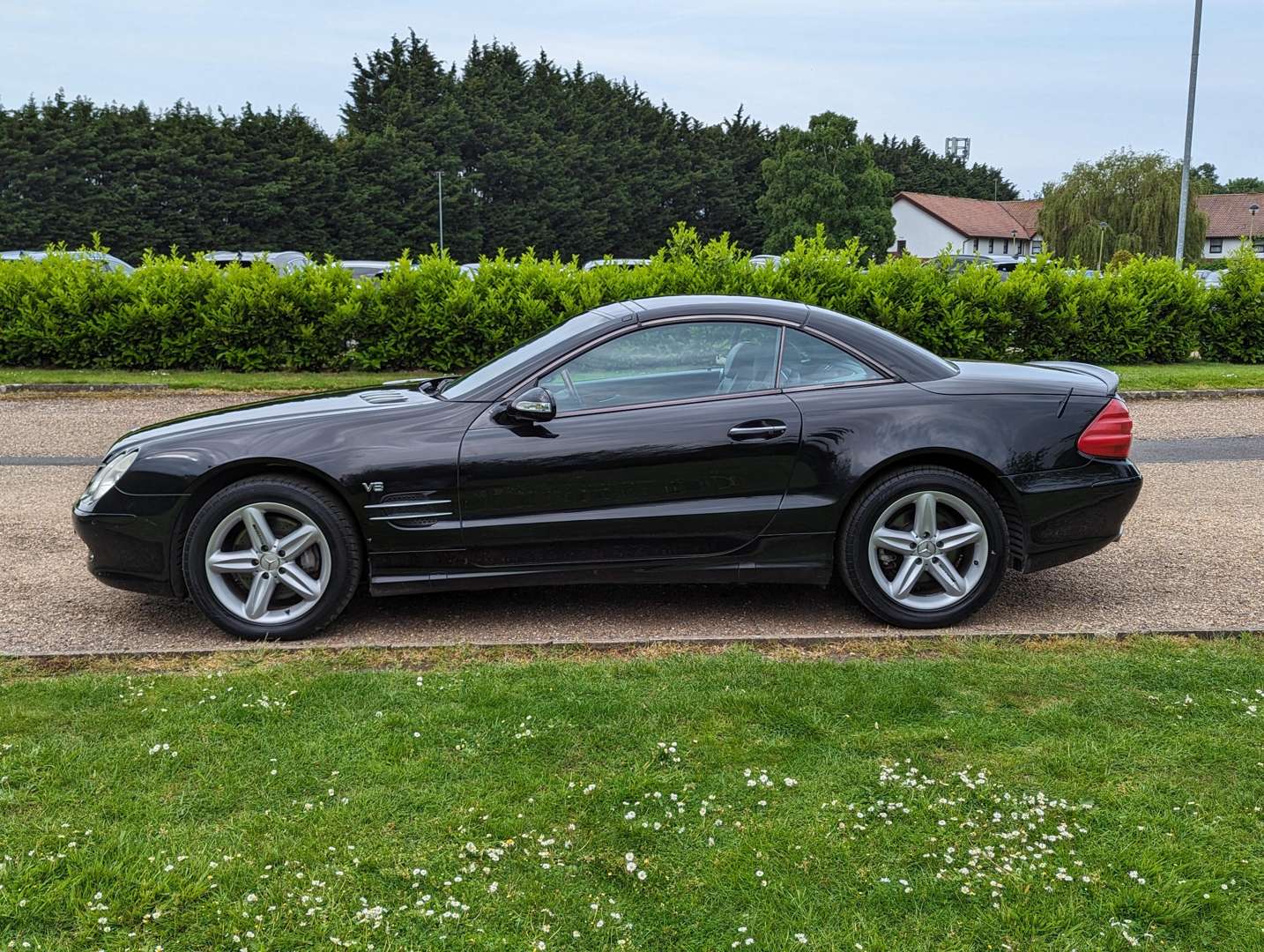 <p>2003 MERCEDES SL500</p>