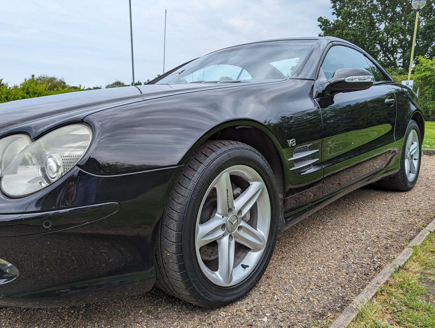 <p>2003 MERCEDES SL500</p>