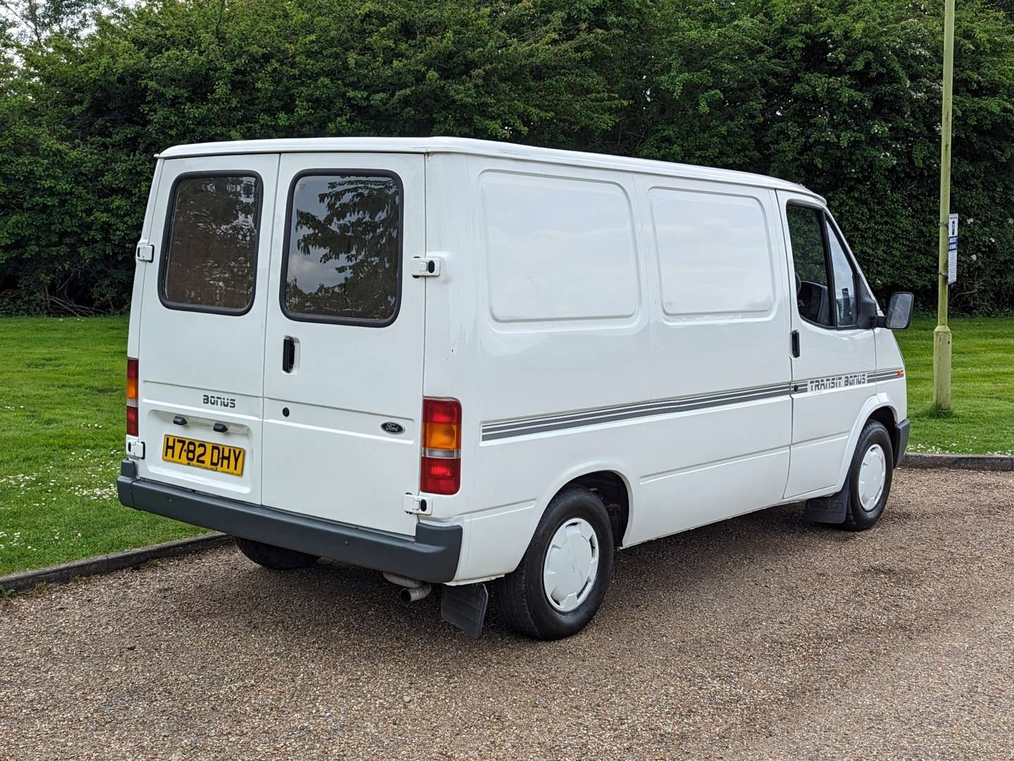 <p>1991 FORD TRANSIT BONUS</p>