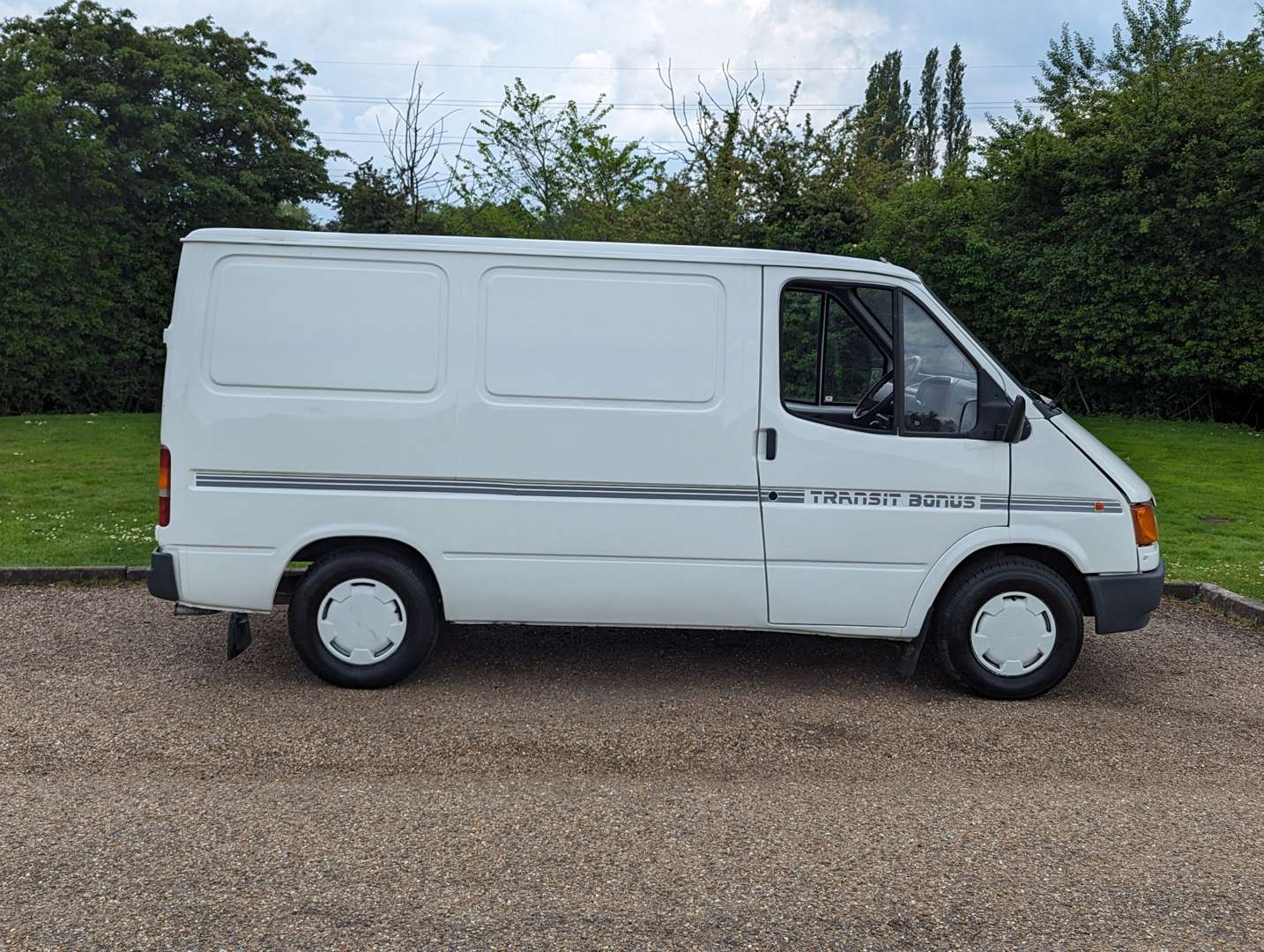 <p>1991 FORD TRANSIT BONUS</p>