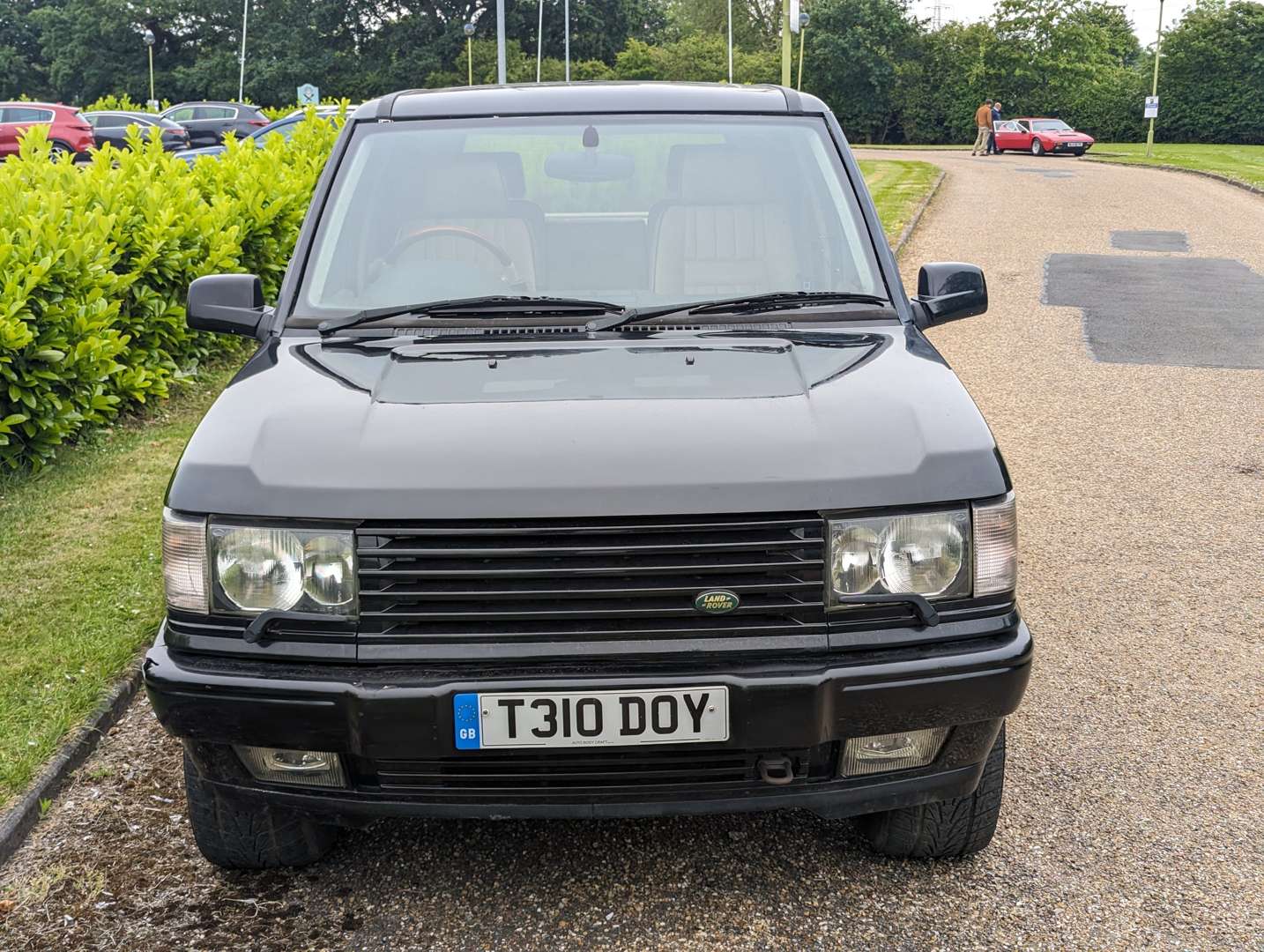 <p>1999 RANGE ROVER 4.6 HSE AUTO</p>