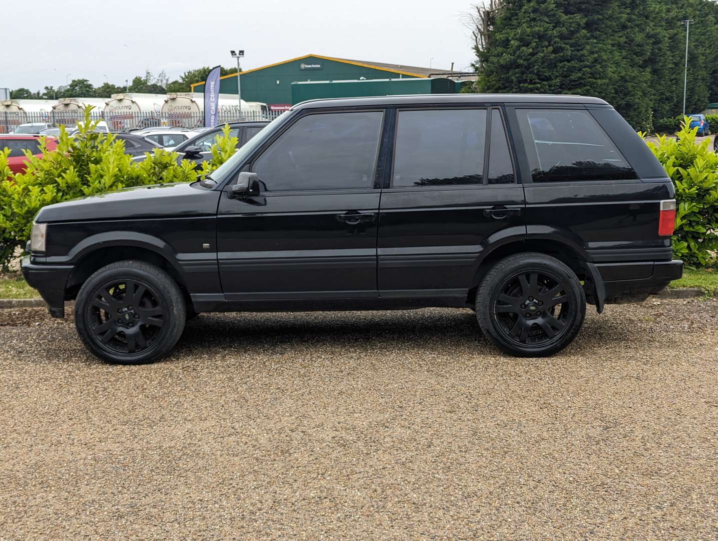 <p>1999 RANGE ROVER 4.6 HSE AUTO</p>