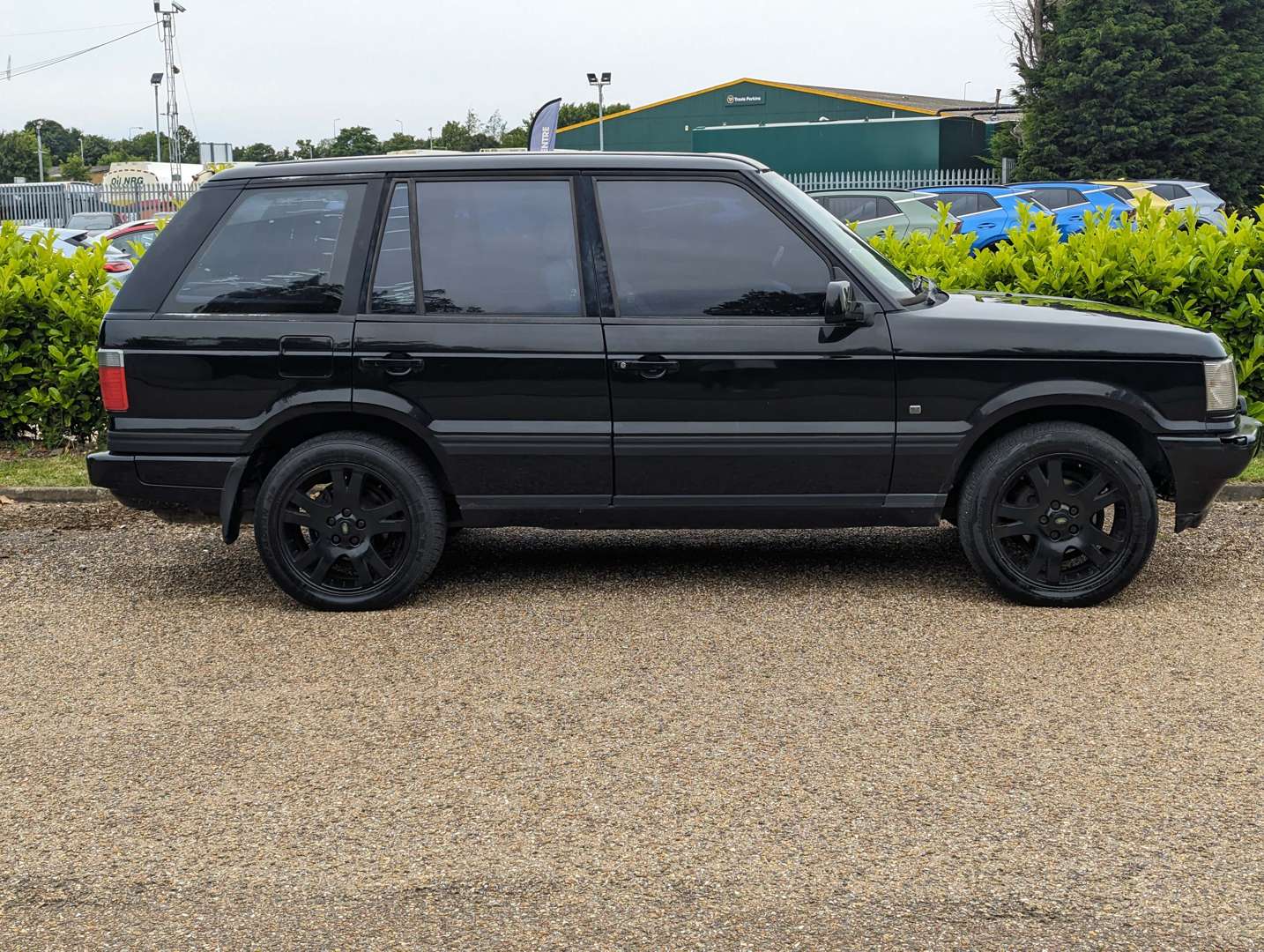 <p>1999 RANGE ROVER 4.6 HSE AUTO</p>