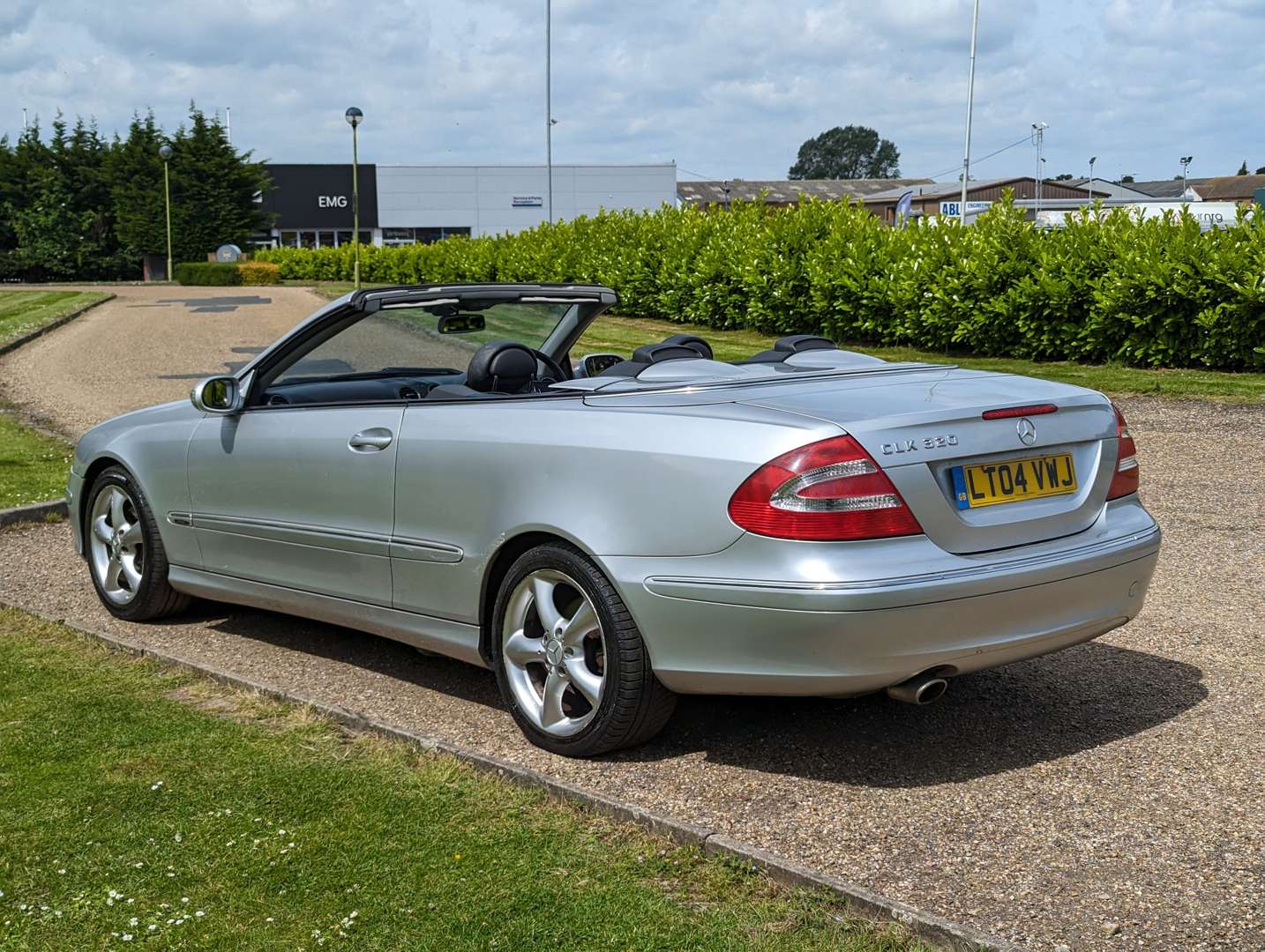 <p>2004 MERCEDES CLK 320 AVANTGARDE AUTO</p>