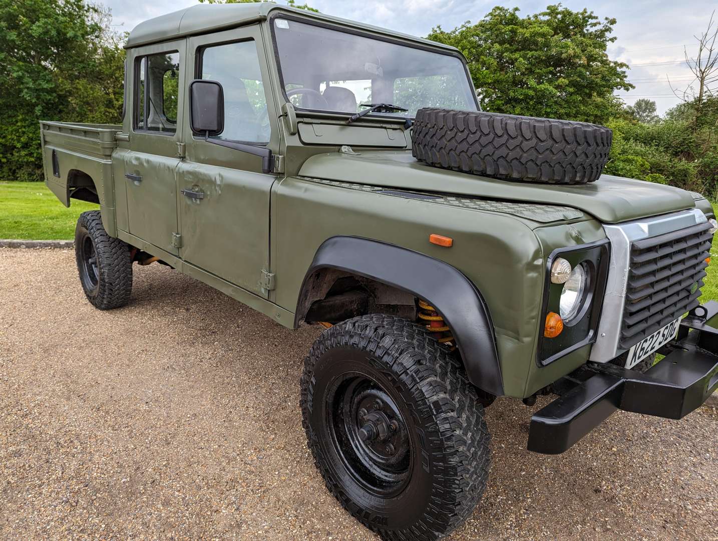 <p>1992 LAND ROVER 130 DEFENDER TD</p>