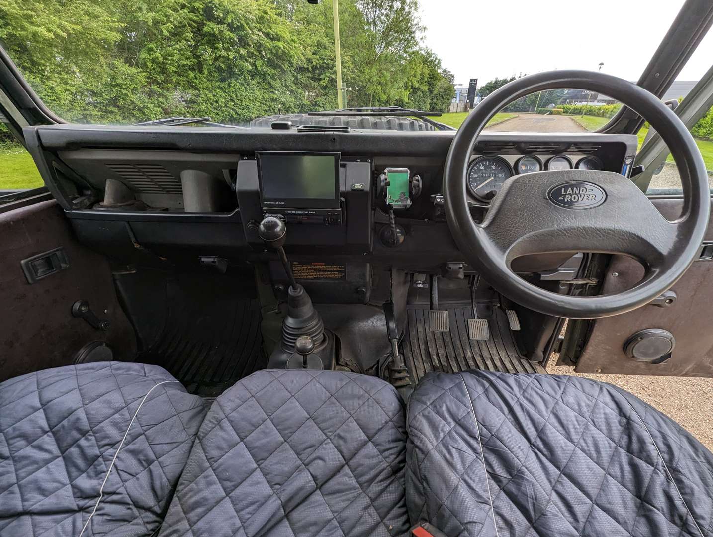 <p>1992 LAND ROVER 130 DEFENDER TD</p>