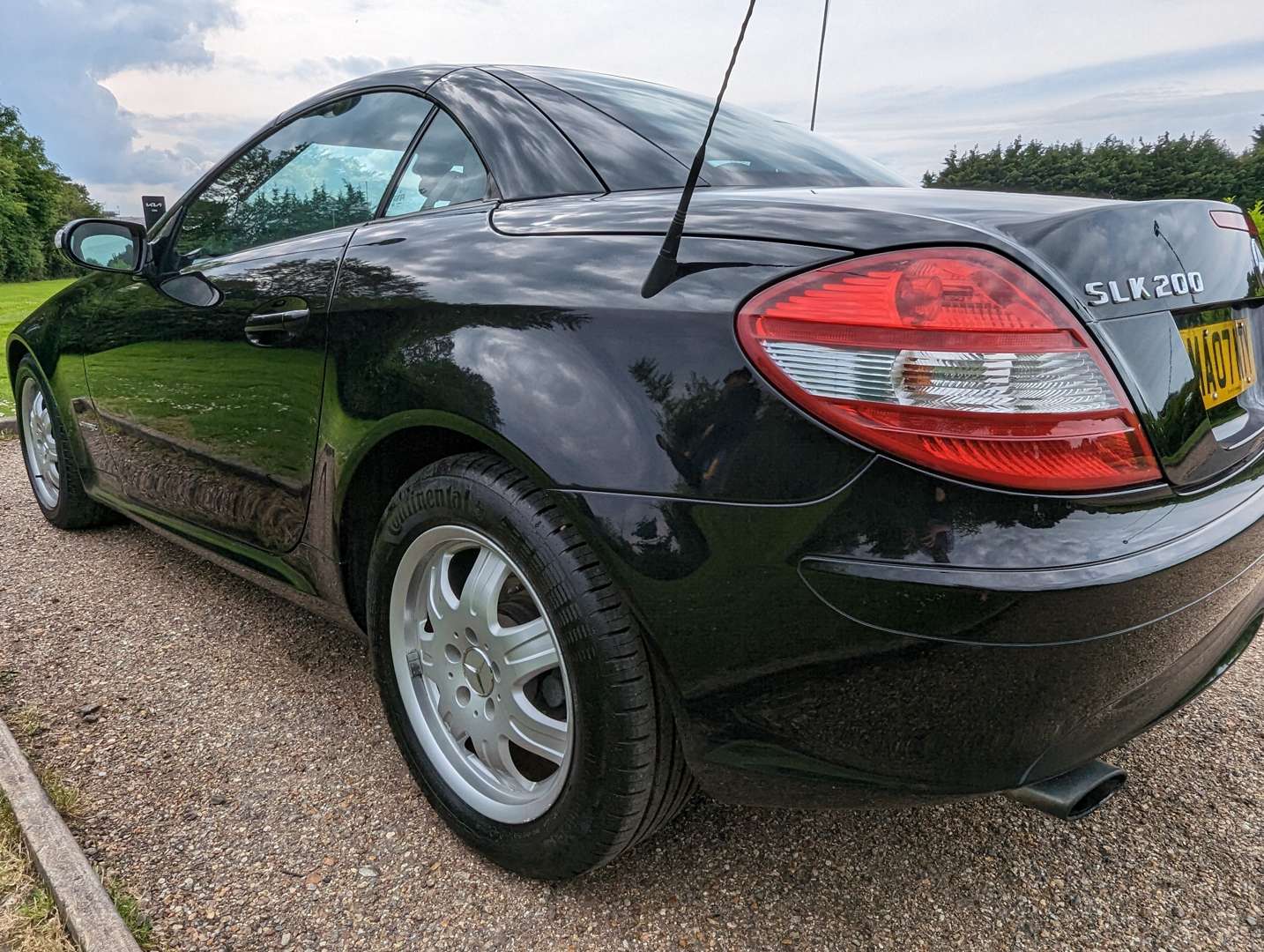 <p>2007 MERCEDES SLK 200 KOMPRESSOR</p>