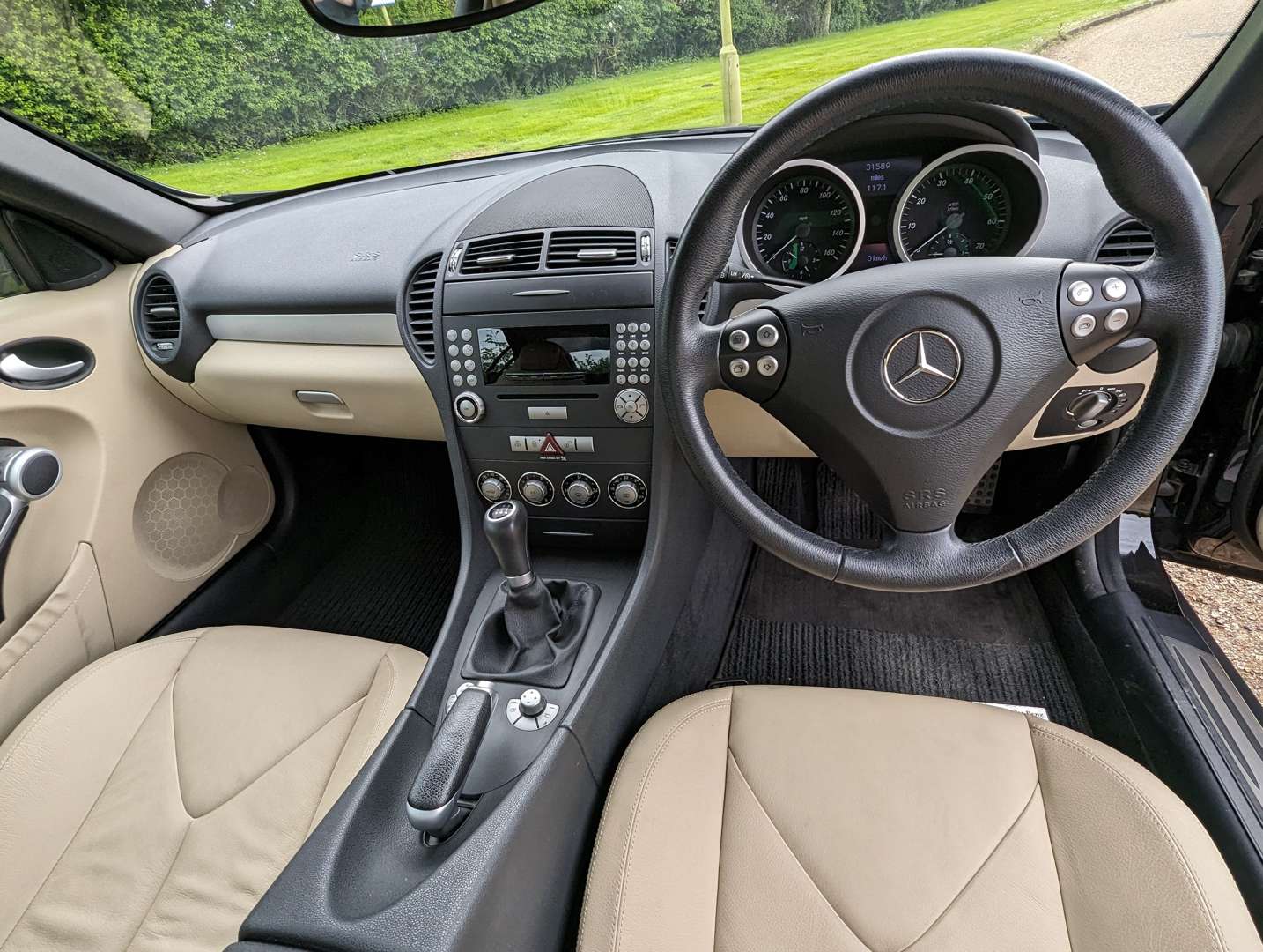 <p>2007 MERCEDES SLK 200 KOMPRESSOR</p>