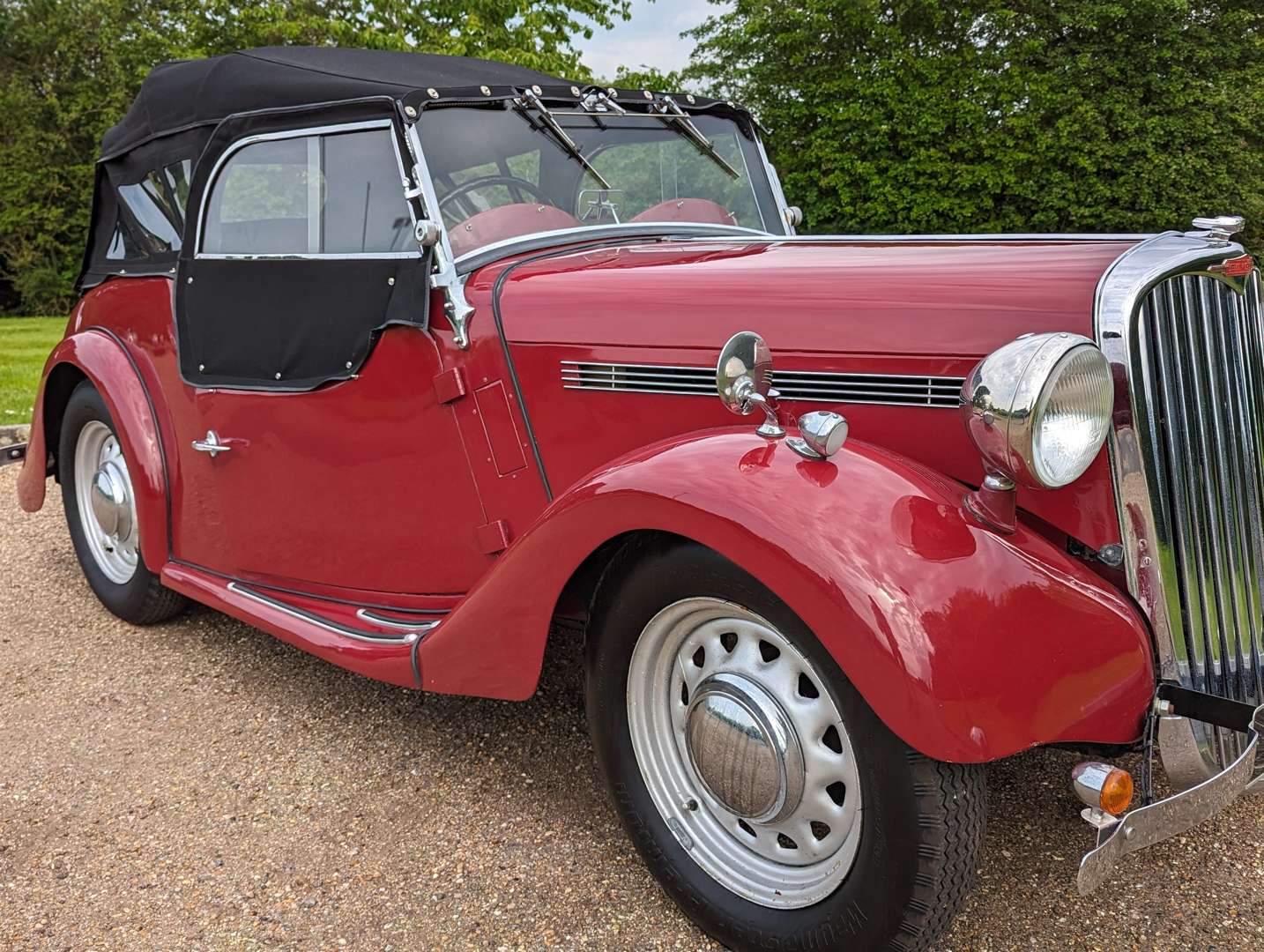 <p>1949 SINGER ROADSTER</p>