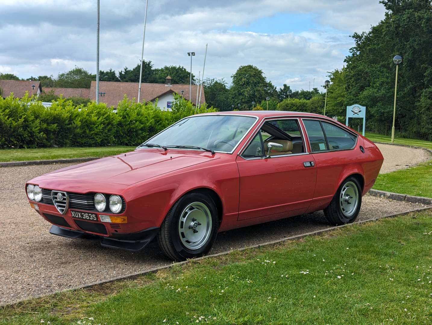 <p>1977 ALFA ROMEO ALFETTA GT 2000 LHD&nbsp;</p>