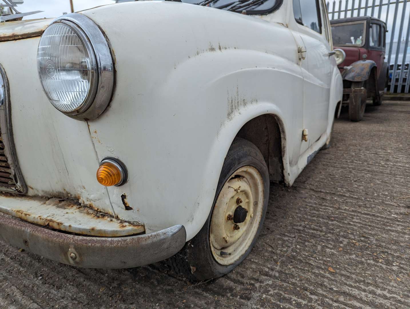 <p>1956 AUSTIN A30&nbsp;</p>