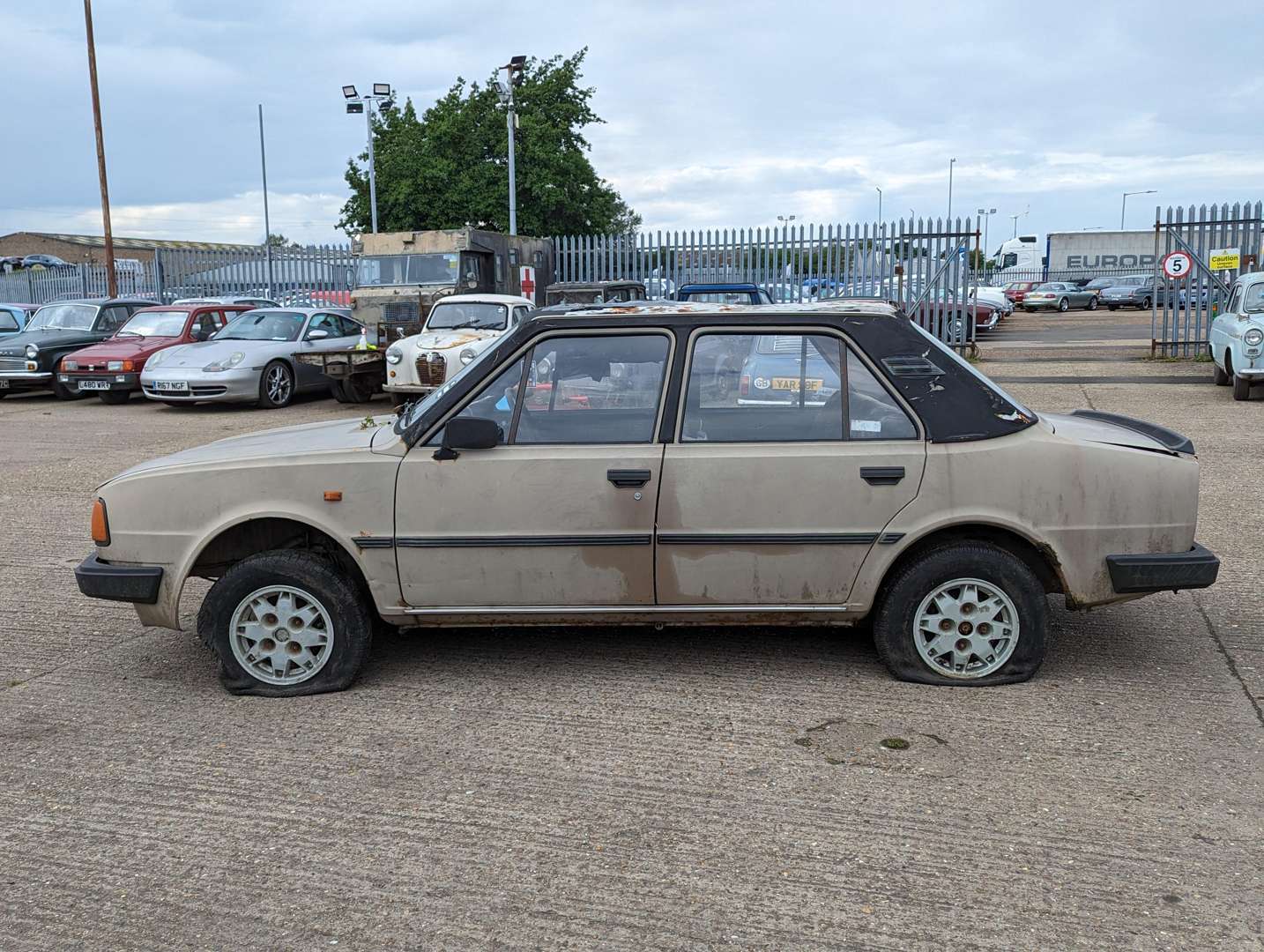 <p>1988 SKODA 130 GL</p>