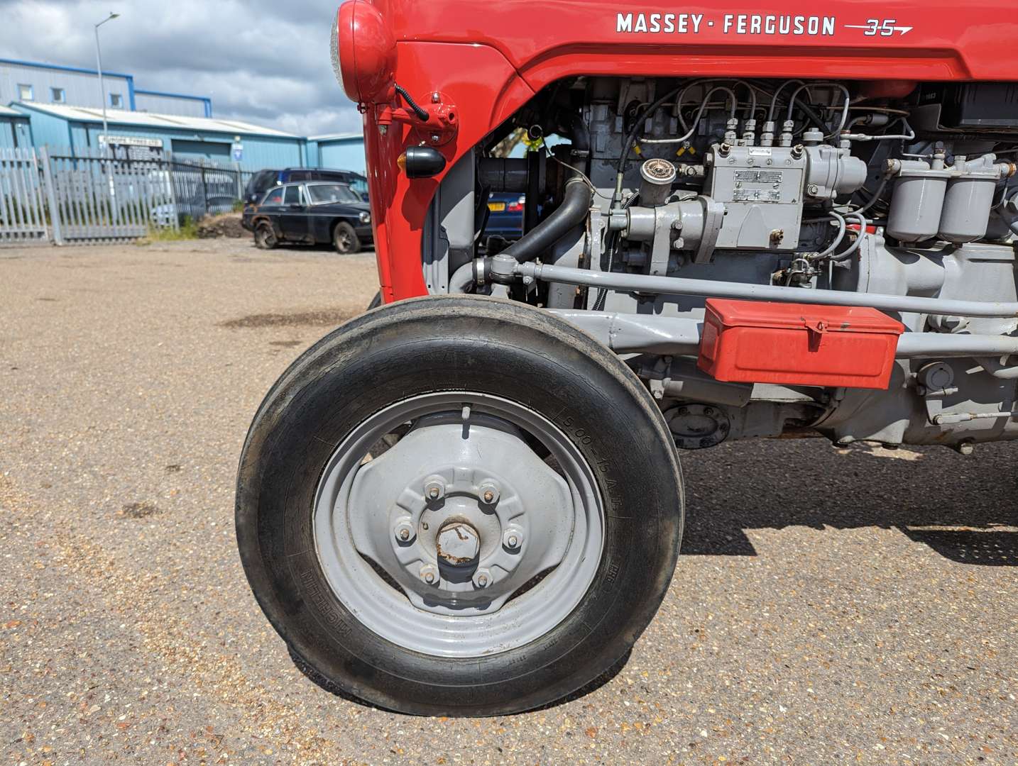 <p>1959 MASSEY FERGUSON 35 VINEYARD 4.0 DIESEL</p>